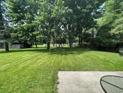 Cheerful 3 bedroom home North side of Manitowoc