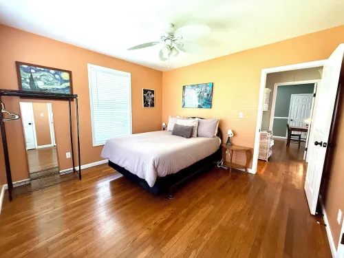 Charming on Chestnut - 8.1 Miles from the New River Gorge National Park