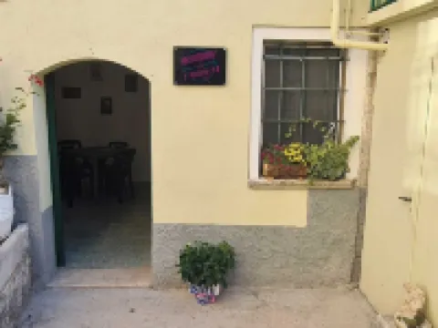 鐘樓 伊塞爾尼亞省酒店