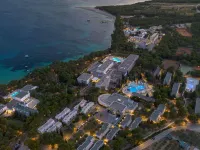 Bluesun Holiday Village Bonaca - Full Board โรงแรมในโบล