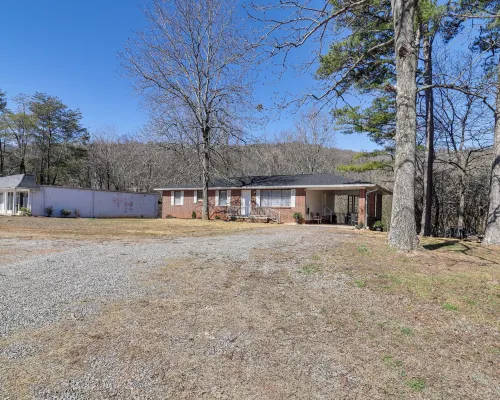 Peaceful Trenton Home w/ Patio Near Hiking! Hotels in Dade County