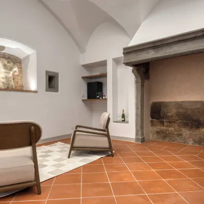 Palazzo Salvecchio Hotels near The Cittadella
