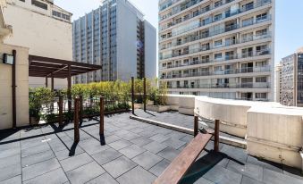 Kaza Noah Jacques Pilon Centro