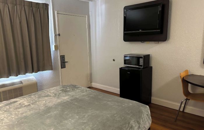 Motel 6 Pensacola, FL - West