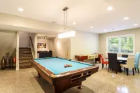 Private Large Yard Close to Town Hot Tub Lake - Villas