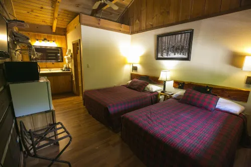 Black Bear Lodge Motel Hotel di Menifee County