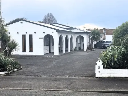 Hacienda Motel Отели в г. Инверкаргилл