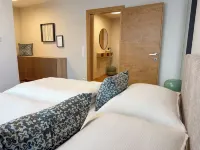 Premium Apartment ONE: Your retreat with exclusive flair and private terrace Hotels in Seekirchen Markt