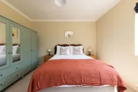 Homely Cottage for 6 Near Chichester Goodwood - Apartments