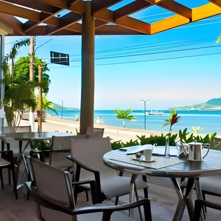 Abayomi Hotel