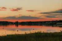 Downtown Chatham Gem – Walk to Beach, Shops, C.B.I, & Dining Family-Friendly!