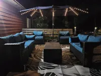 The Puckaway Place-Waterfront: Directly Across from Adeline's House of Cool! Hotels in Green Lake County