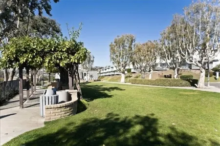 New, Jewel of Dana Point, Step up to Elegance and Comfort Отели рядом с достопримечательностью «Солт Крик Бич»