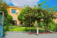 Panoramic in the Hillside surrounded by greenery Hotels in Moncalieri