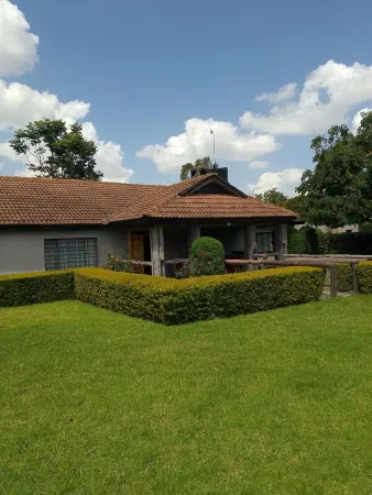 Gorgeous farmhouse with WiFi in Burguret,Nanyuki in Kenya for a relaxing getaway Отели в г. Kieni East