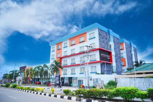 Sutan Raja Hotel & Convention Palu Hotel di Mantikulore