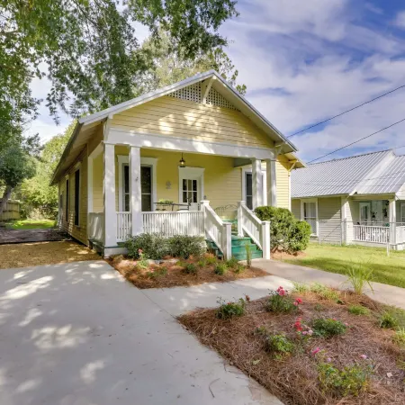 Thomasville Cottage Near the Big Oak and Downtown!