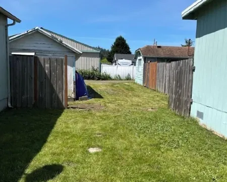 Lakeside Dune Getaway-direct dune access and the lake is just two blocks away! レイクサイドのホテル