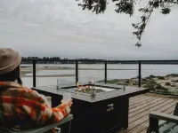 A quiet oceanfront hideaway on the shoreline of Nanoose Bay. Hotels in Nanaimo E