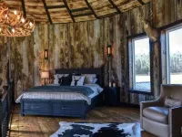 Luxury Farm Bin Oasis. Exquisite. One of a kind. Hotels in Pender County