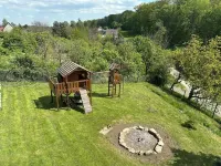 Ferienhaus "Am Ettersberg" mit Waldblick, Sonnenterrasse und Sauna Các khách sạn ở Ettersburg