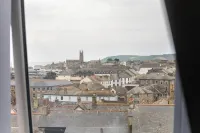 Apartments of Penzance, Apt 7