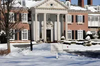 The Mansion at Glen Cove