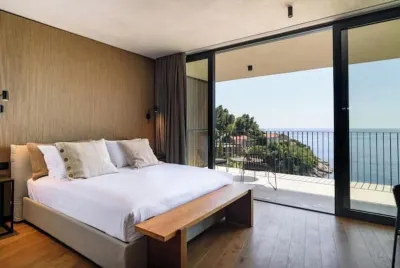 Villa Eleven Hotels in 