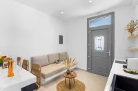 Plori Suite 2 Hotels in Naoussa