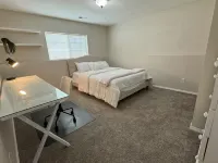 4-bed 2.5 bathroom in North Spokane with fitness room, WiFi, AC