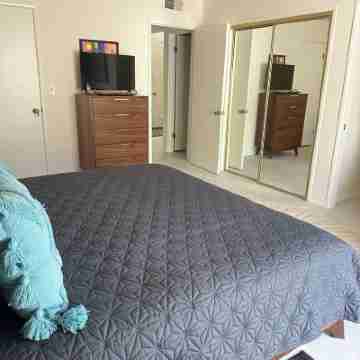 Historic Mid Century Modern Villa Roma 2-bedroom South Palm Springs Rooms