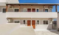 Apartamentos em Jurerê - Jma Hotels near Praia de Jurere Internacional - SC
