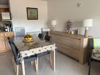 20 mns from beaches and center of St Raphaël.2 50m2 type with nice terrace.