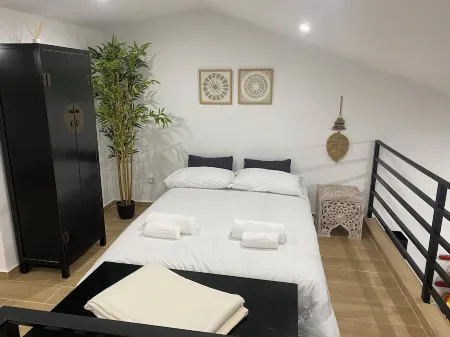 SÍTIO DATERRA Alentejo House for Holidays, Weekends and Special Occasions Отели рядом с достопримечательностью «Church of São Domingos»