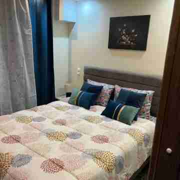 Chic 1-bedroom apartment with WiFi, AC in vibrant Kallithea Rooms