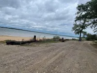 Lake Texaoma 3-bedroom house two bath only a mile from the beach or boat ramps.