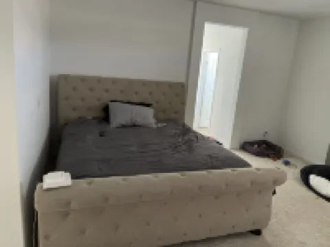 20 Minutes from Pechanga Casino Menifee, CA. 6 bedrooms 5 bathroom House