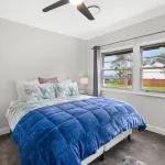 Cottage by the Lake, 1 bedroom full size house, full kitchen, 2 living areas. Hotels in Long Jetty