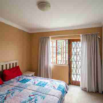 Escape to Our Coastal Oasis: Your Home Away from Home, Just Steps from the Beach Rooms