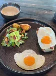 Inchantreedoolay Huahin - Desayuno