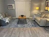 Cozy Comfort 24 Hotels in Franklin