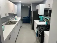 Casa De Minin5 minutes walk to the best local beach, Pizza and entertainment. Hotels in Frederiksted