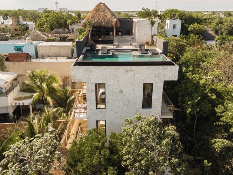 Charming studio with balcony, AC and WiFi in enchanting Tulum