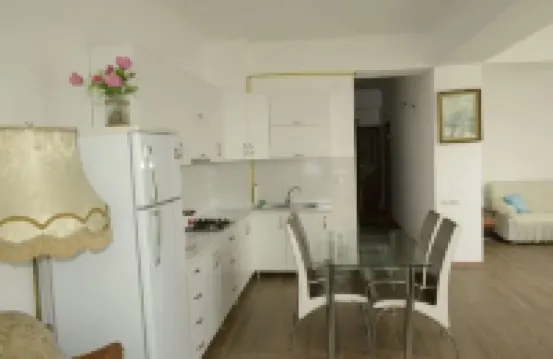 Roof terrace apartment with fantastic sea views 科佈列季酒店