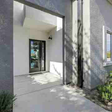 Luxury Villa 10 minutes from the Strip Hotel Exterior