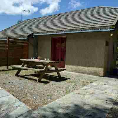 Chalet du Loup at the foot of the slopes Hotel Exterior