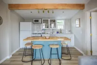 Charming cottage with Rock View Morro Bay - Kitchenette