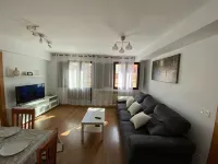 Between Castle and Cathedral