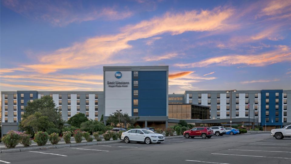 Best Western Royal Plaza Hotel and Trade Center