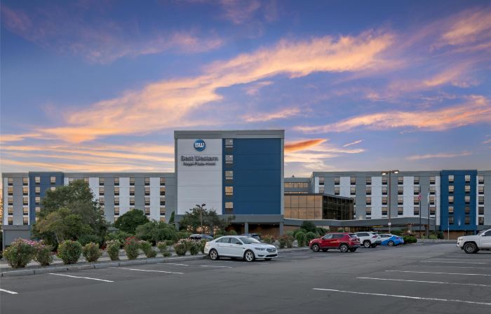 Best Western Royal Plaza Hotel and Trade Center